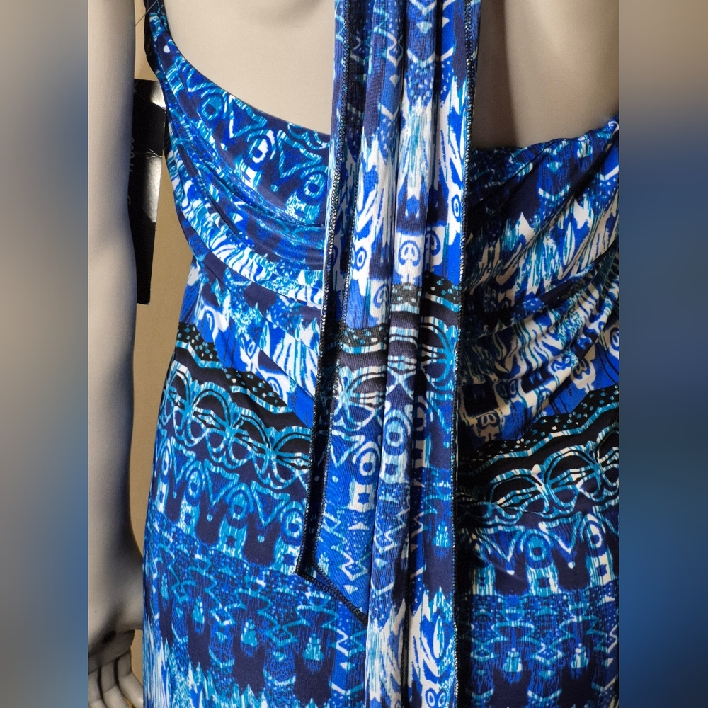 Elegant Blue Patterned Maxi Skirt by Mlle Gabrielle. - Picture 5 of 16